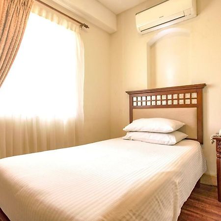 Hotel Emilia Davao City Exterior foto