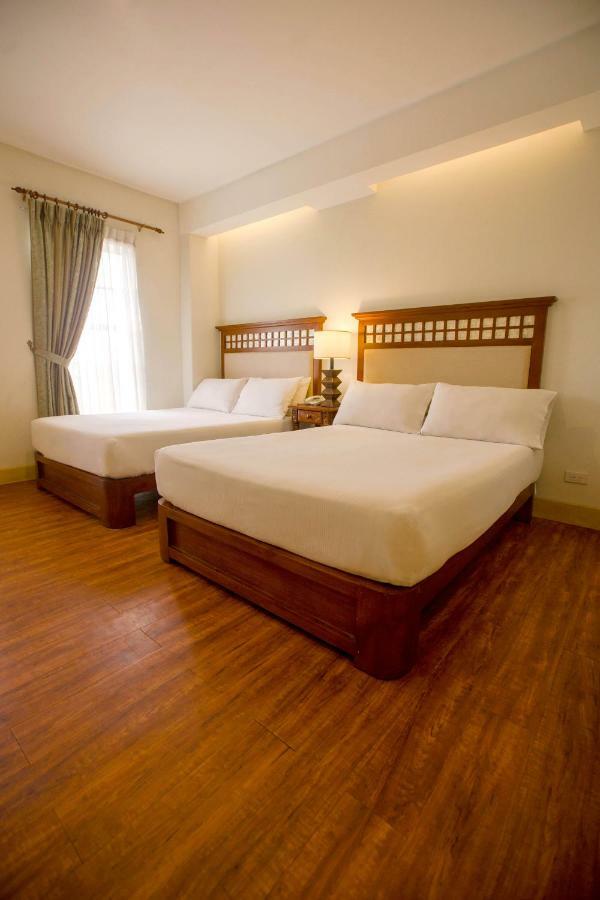 Hotel Emilia Davao City Exterior foto