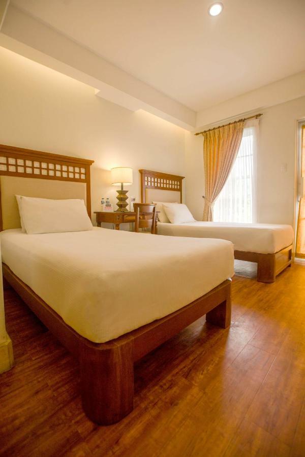 Hotel Emilia Davao City Exterior foto